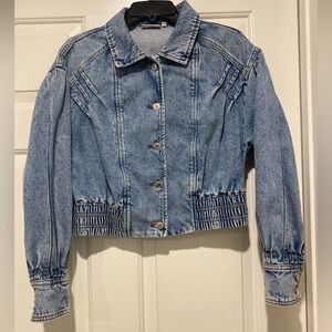 So denim jean jacket size medium
